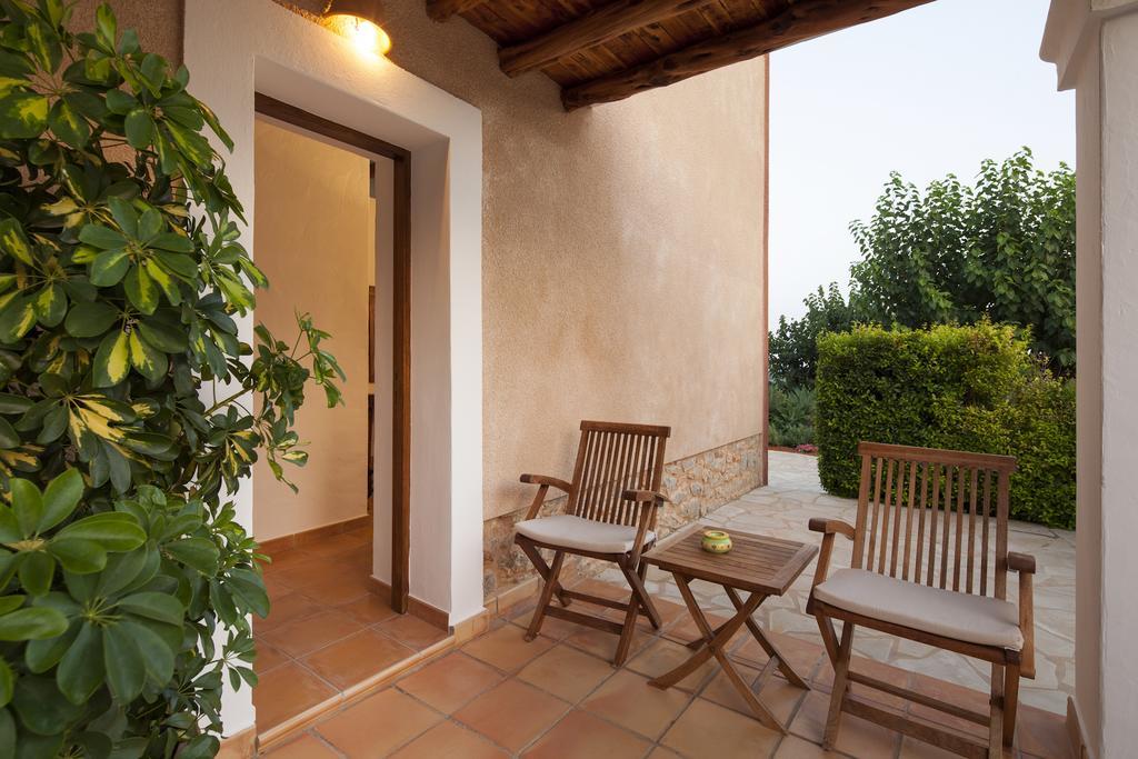 Agroturisme Can Planells Sant Miquel De Balansat Exterior foto