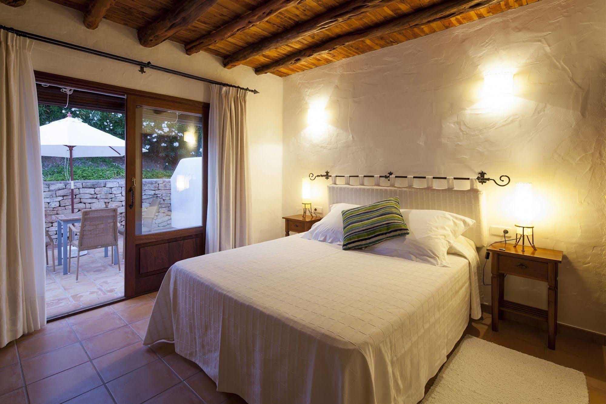 Agroturisme Can Planells Sant Miquel De Balansat Exterior foto